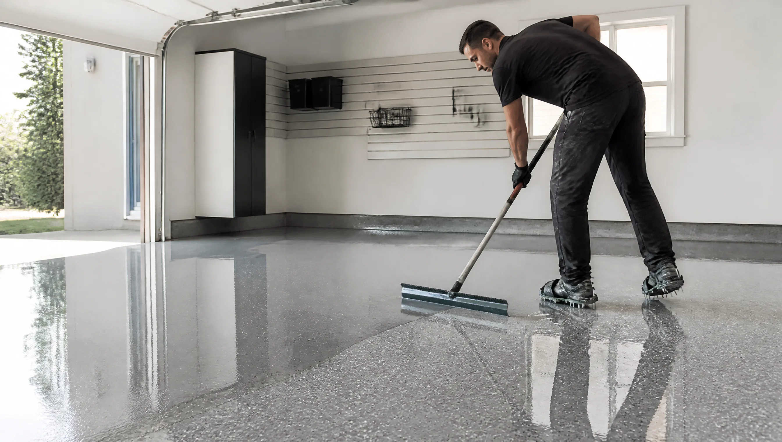 Epoxy garage floor Toronto DIY vs hiring a professional
